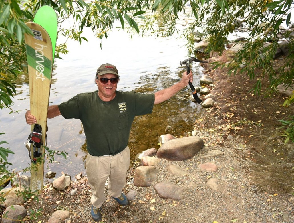 Backdoor Sports Photo Selfie Contest